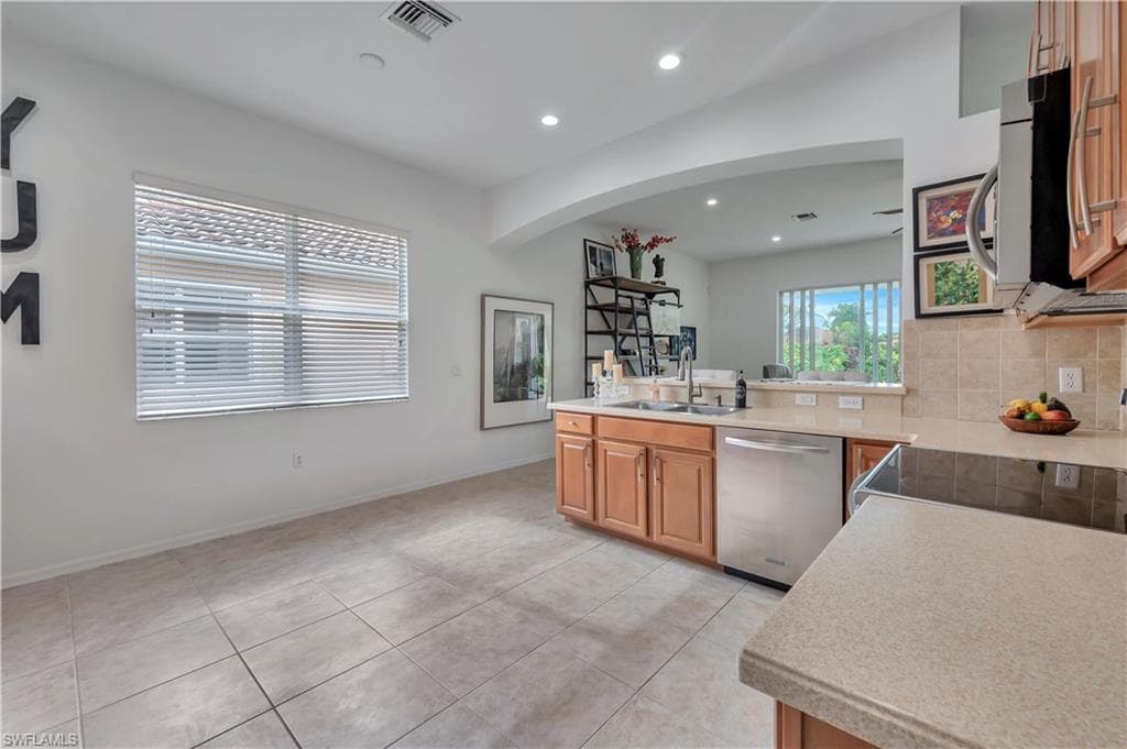 14095 Mirror CT, NAPLES FL 34114-14