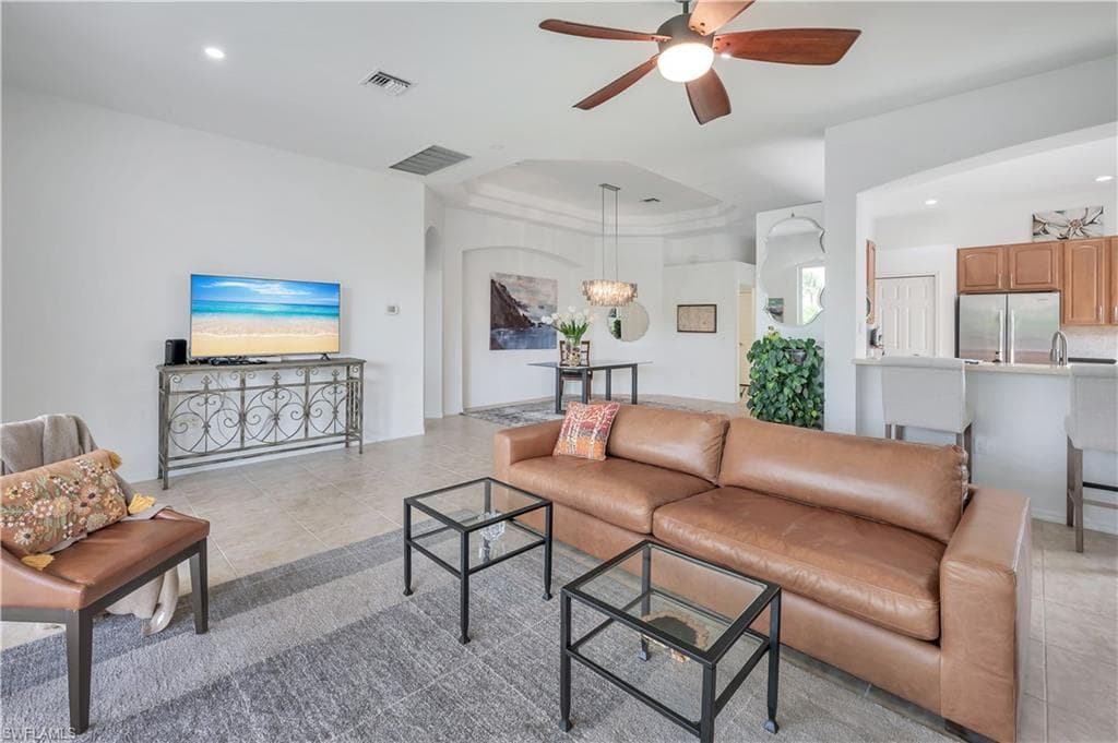 14095 Mirror CT, NAPLES FL 34114-7