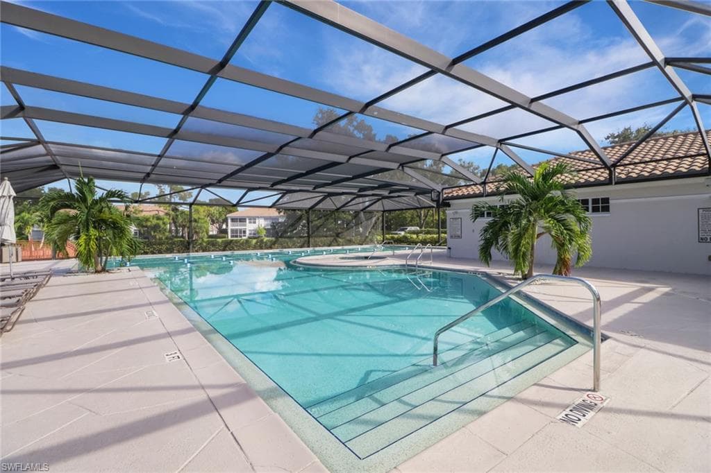 6923 Satinleaf RD N # 101, NAPLES FL 34109-44