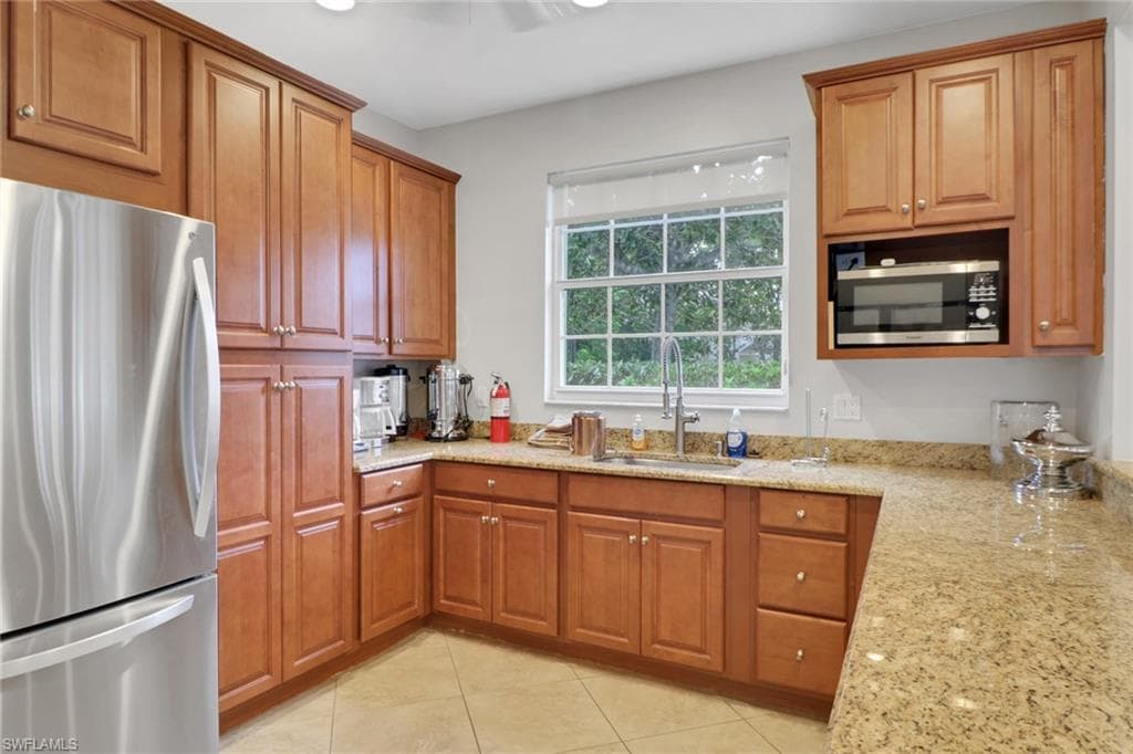 6923 Satinleaf RD N # 101, NAPLES FL 34109-43