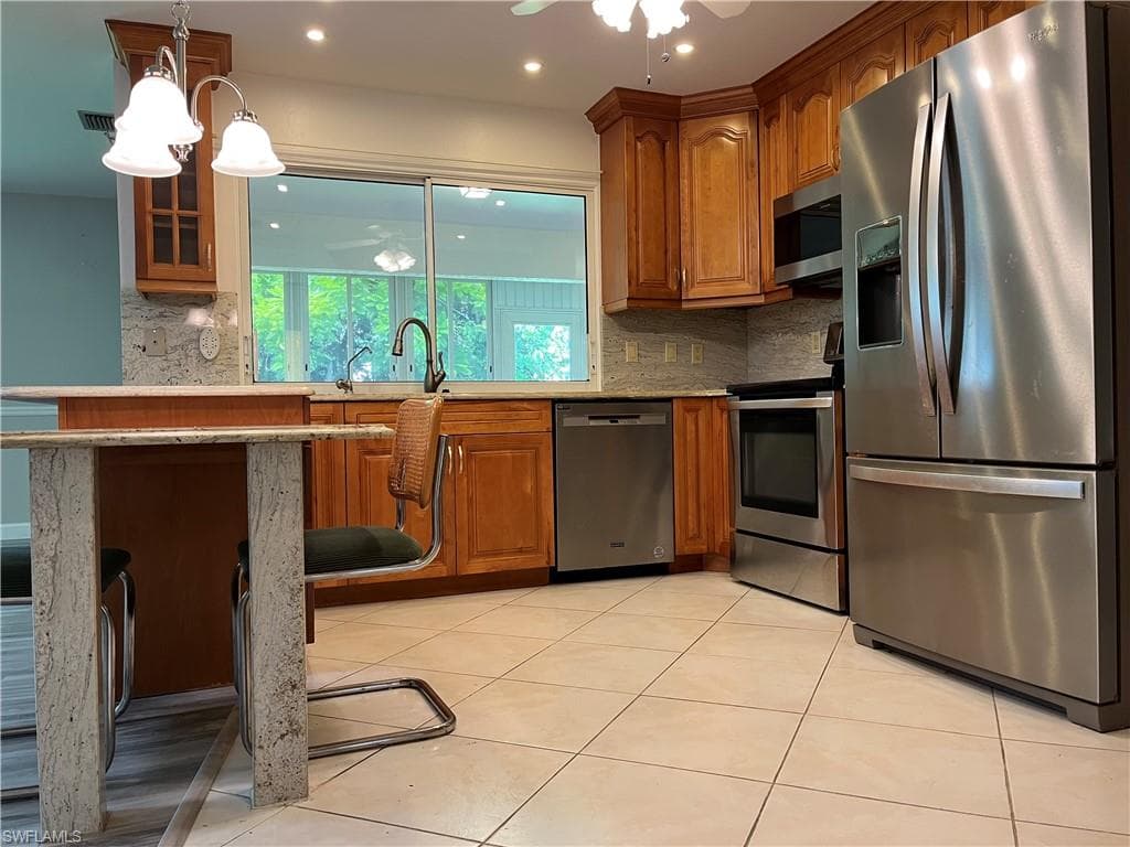 12878 Iona RD, FORT MYERS FL 33908-3