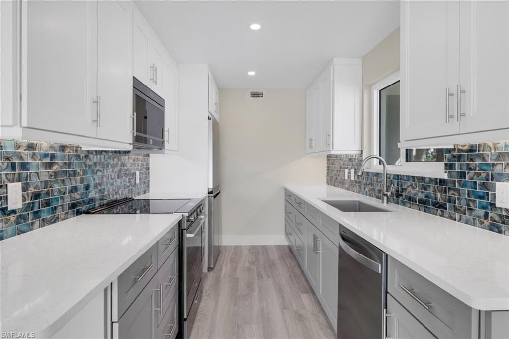 2500 Gulf Shore BLVD N # S10, NAPLES FL 34103-4