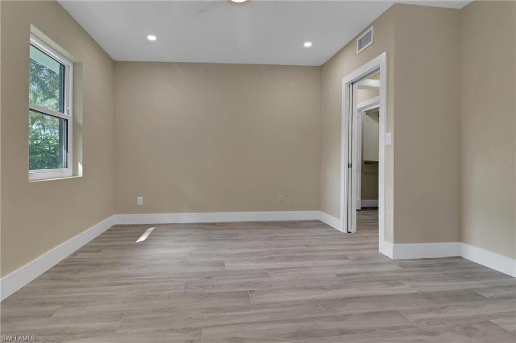 5150 Sand Dollar LN, NAPLES FL 34103-28