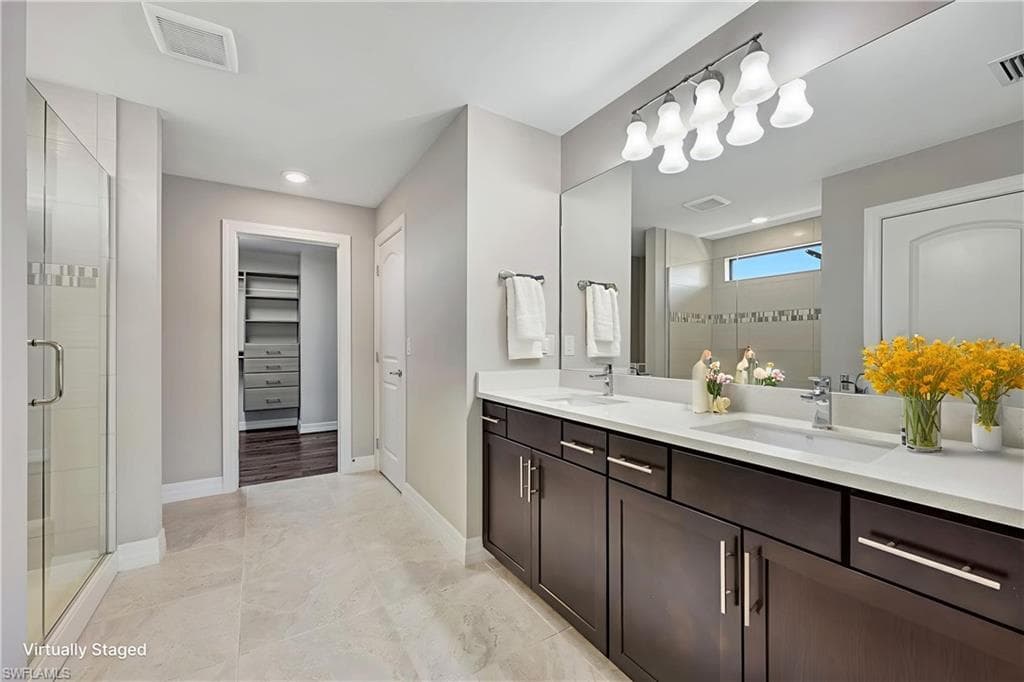 7265 Wilton DR, NAPLES FL 34109-8