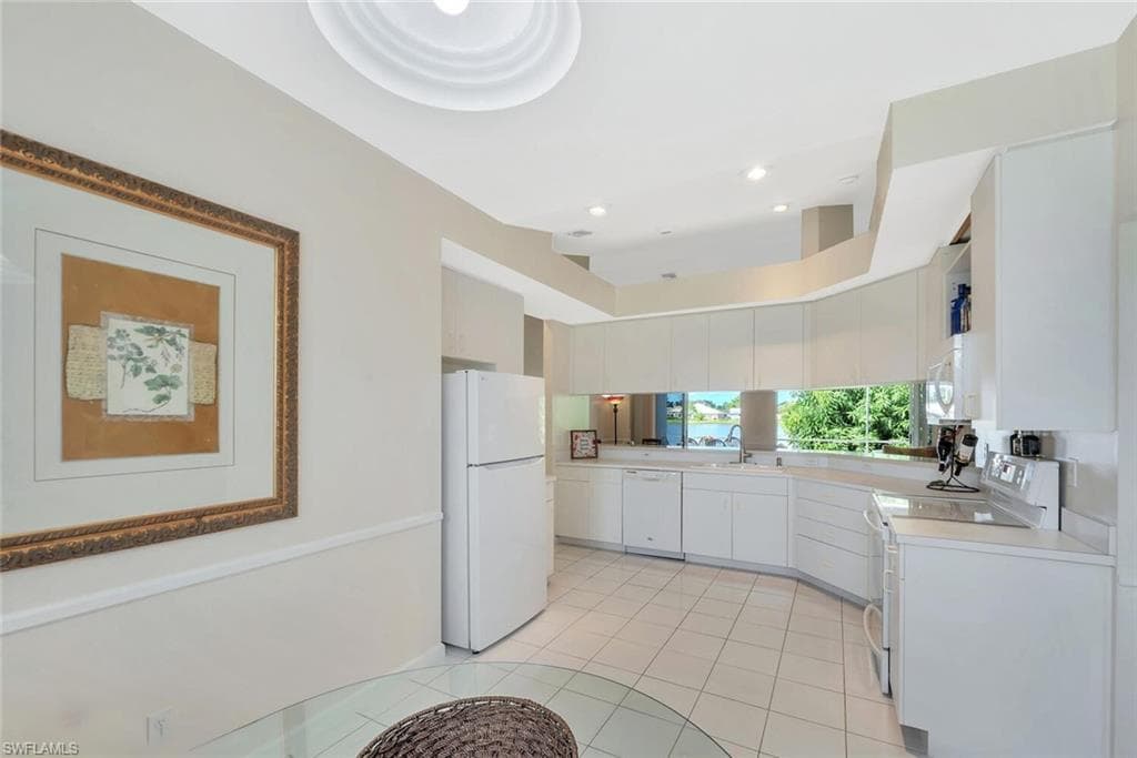 3613 Kent DR, NAPLES FL 34112-11