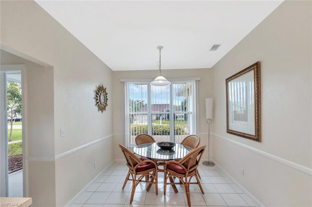 3613 Kent DR, NAPLES FL 34112-13