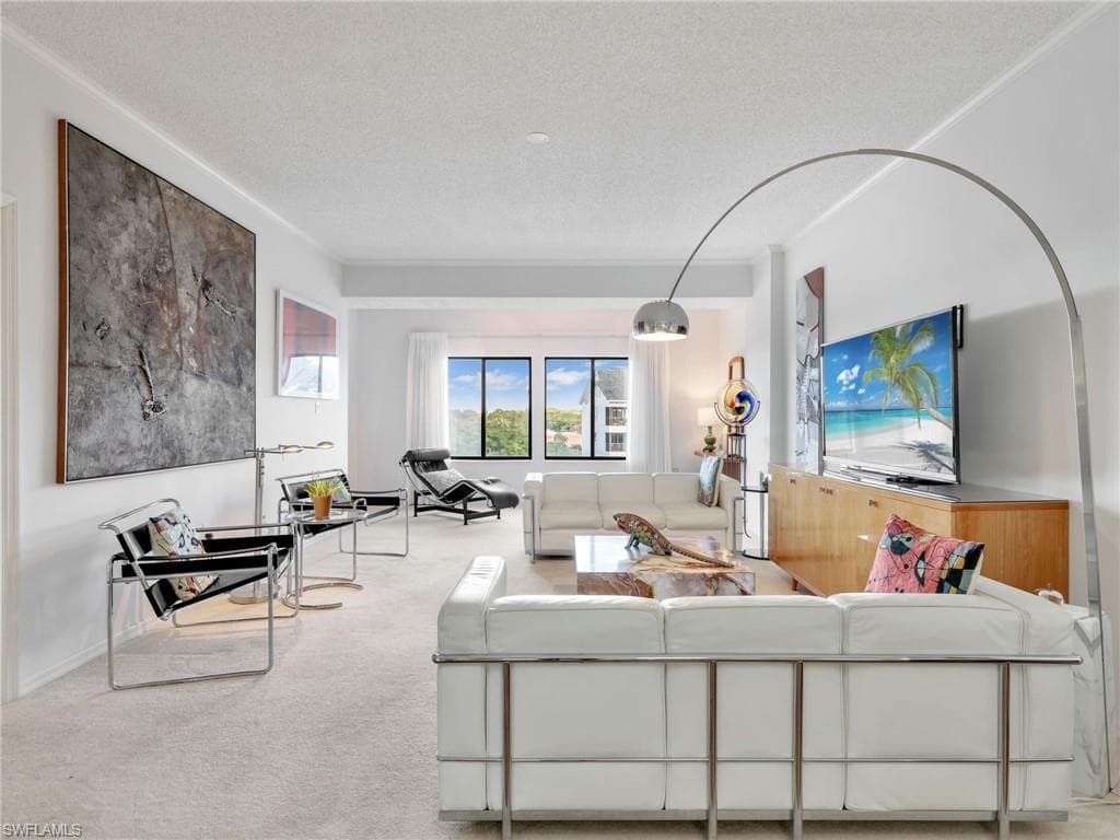 201 Arbor Lake DR 2-504-2