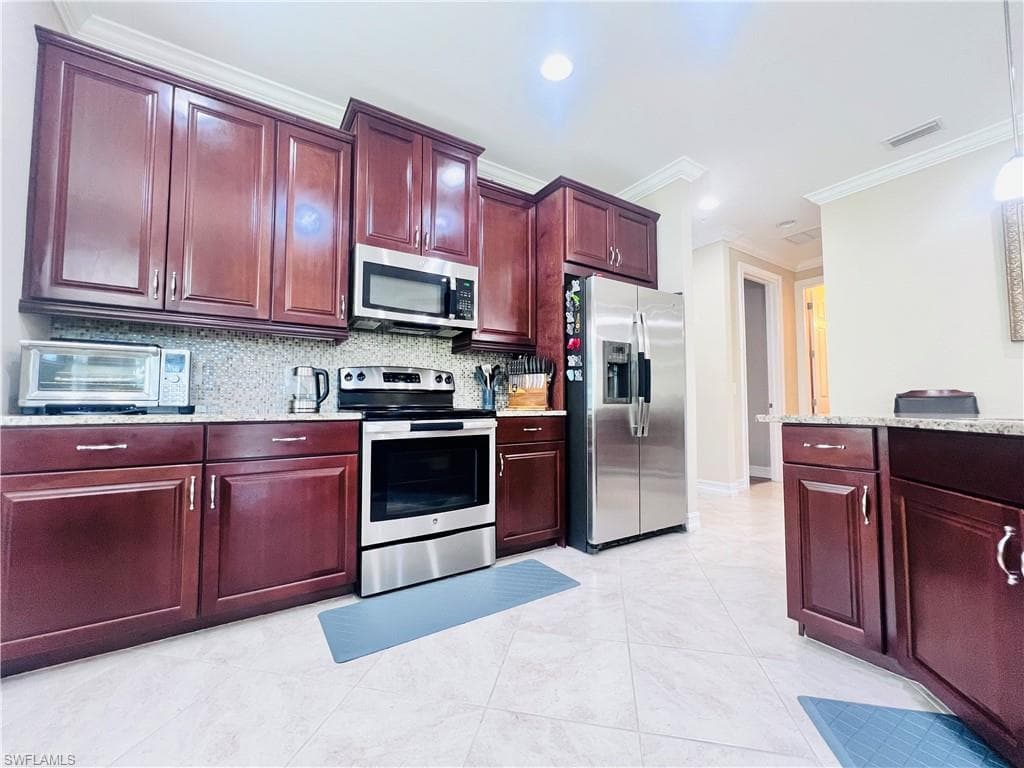 28008 Sosta LN # 4, BONITA SPRINGS FL 34135-2