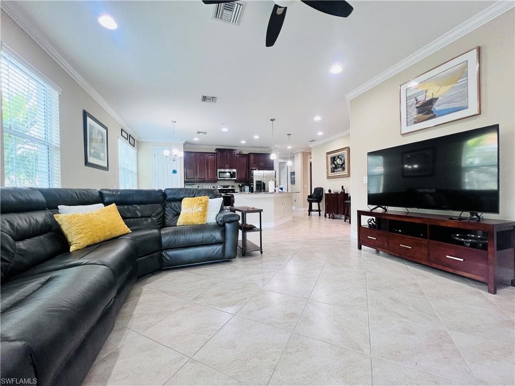 28008 Sosta LN # 4, BONITA SPRINGS FL 34135-9