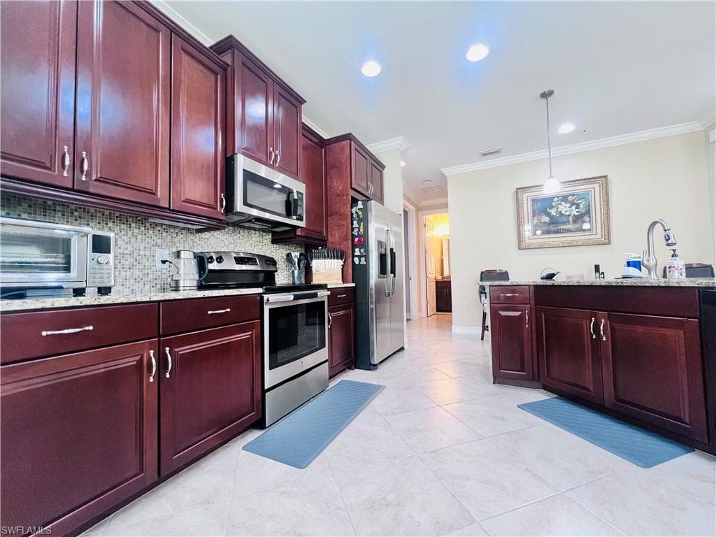 28008 Sosta LN # 4, BONITA SPRINGS FL 34135-3