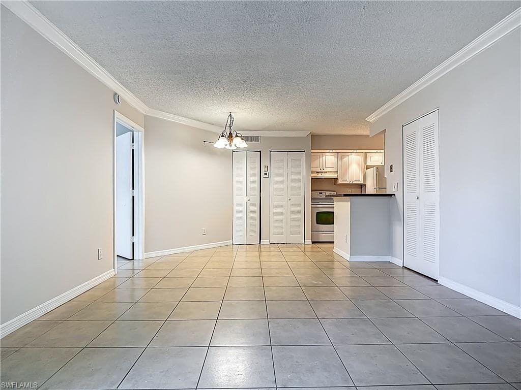 194 Santa Clara DR # 12, NAPLES FL 34104-9