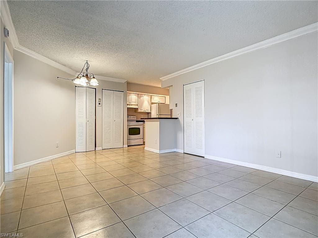 194 Santa Clara DR # 12, NAPLES FL 34104-10