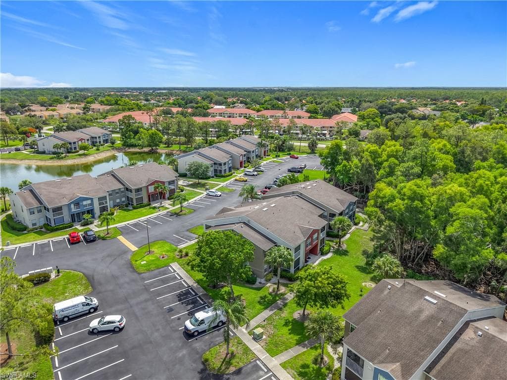 194 Santa Clara DR # 12, NAPLES FL 34104-39