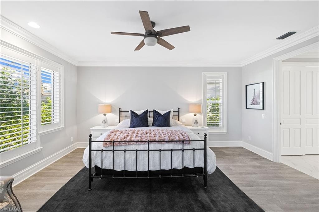 1900 Sandpiper ST, NAPLES FL 34102-16