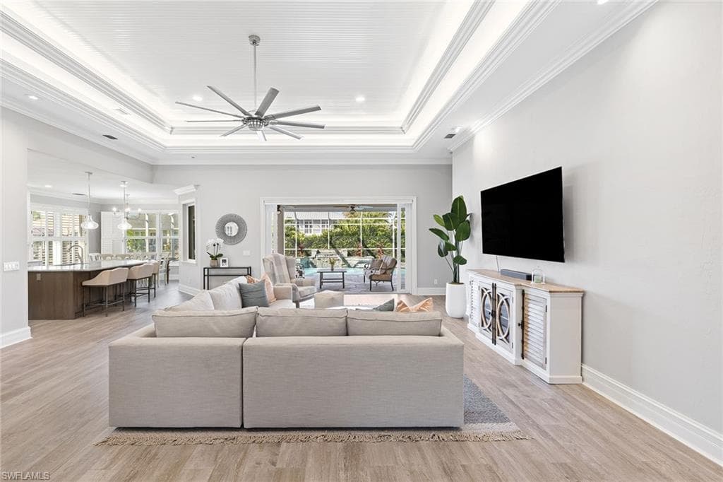 1900 Sandpiper ST, NAPLES FL 34102-8