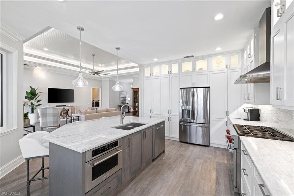 1900 Sandpiper ST, NAPLES FL 34102-13