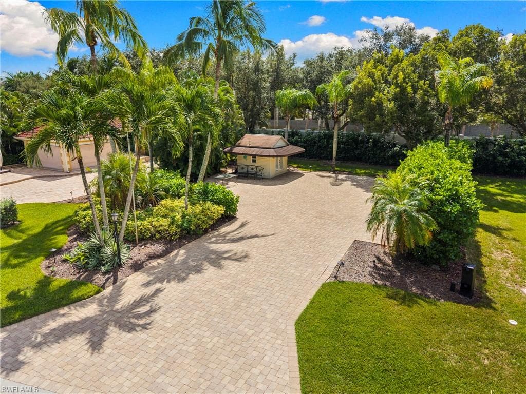 4520 Southern Breeze DR, NAPLES FL 34114-1