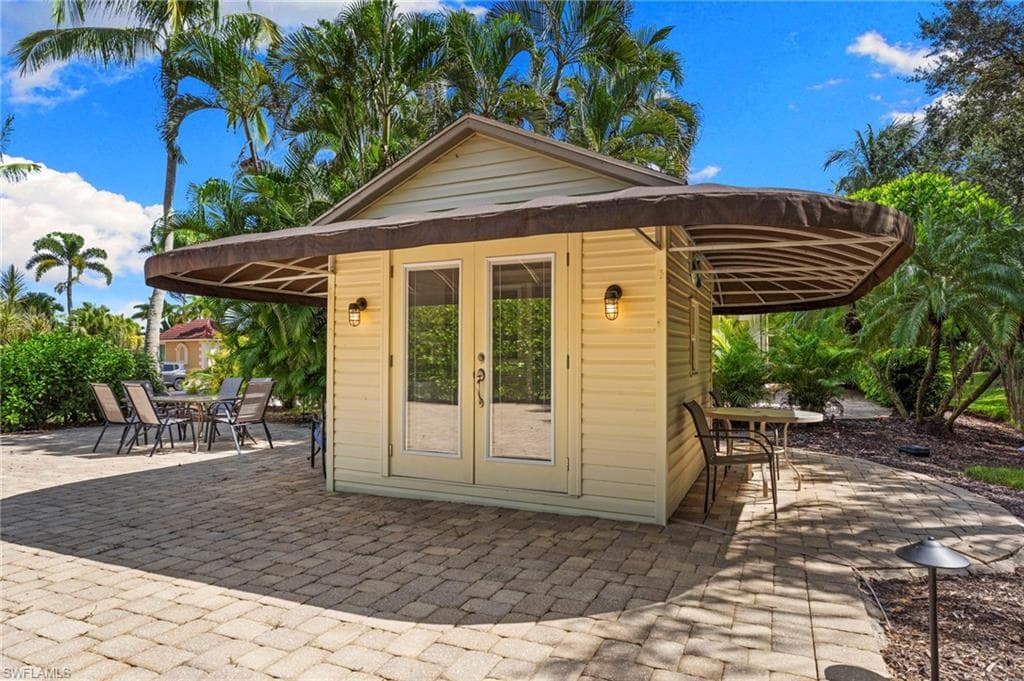 4520 Southern Breeze DR, NAPLES FL 34114-4