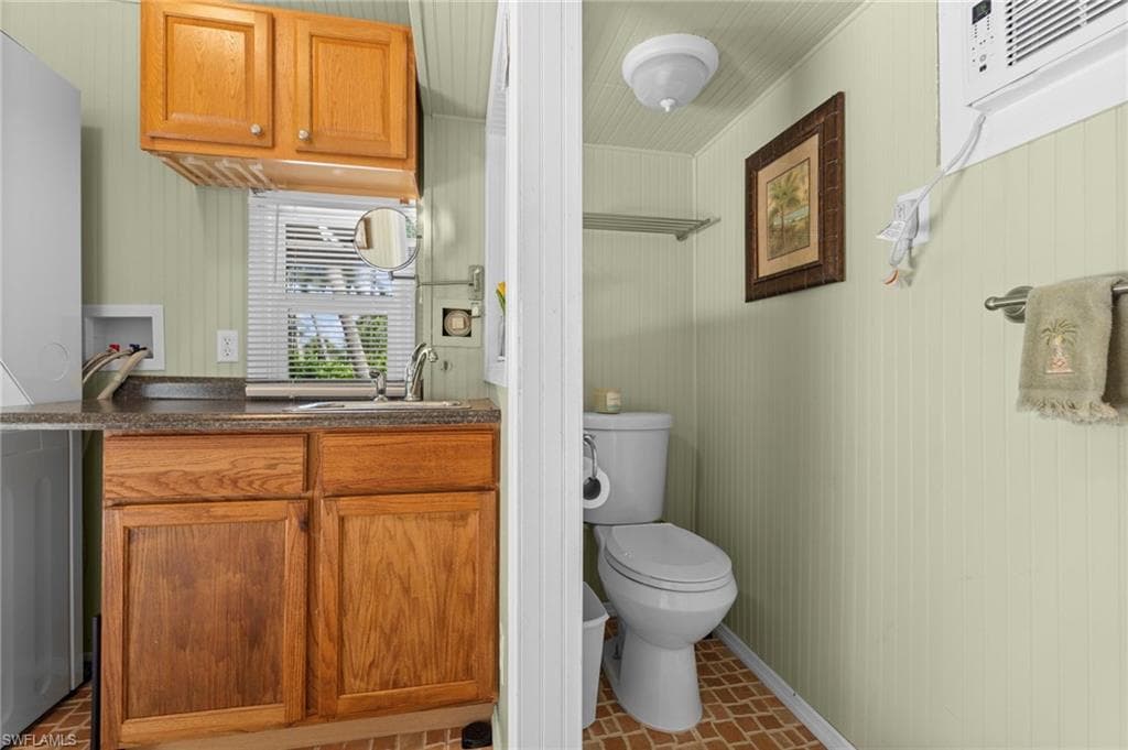 4520 Southern Breeze DR, NAPLES FL 34114-9