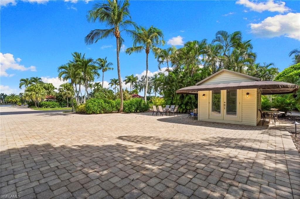 4520 Southern Breeze DR, NAPLES FL 34114-14