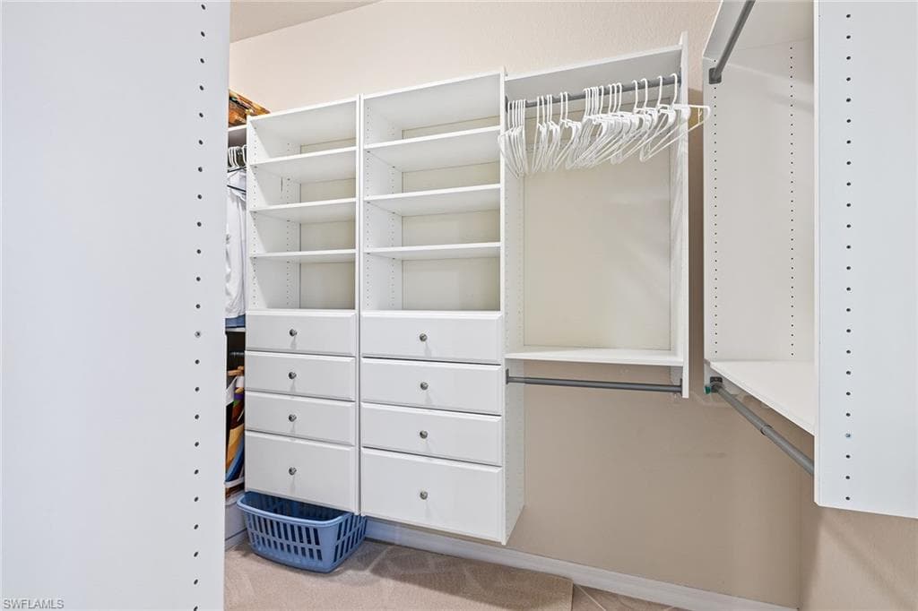 3837 Ruby WAY, NAPLES FL 34114-17