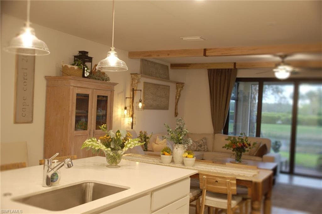 1526 Lake Jessup CIR, CAPE CORAL FL 33909-3