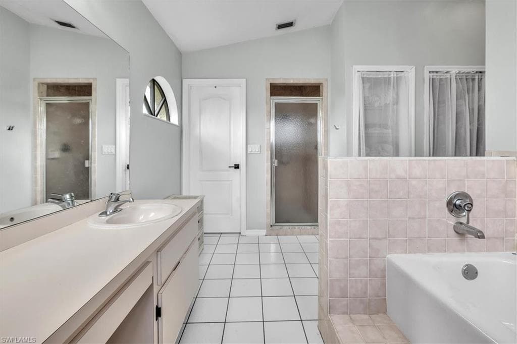 14640 Eagles Lookout CT, FORT MYERS FL 33912-24