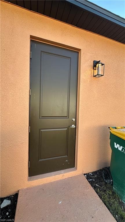 2167 Della DR, NAPLES FL 34117-26