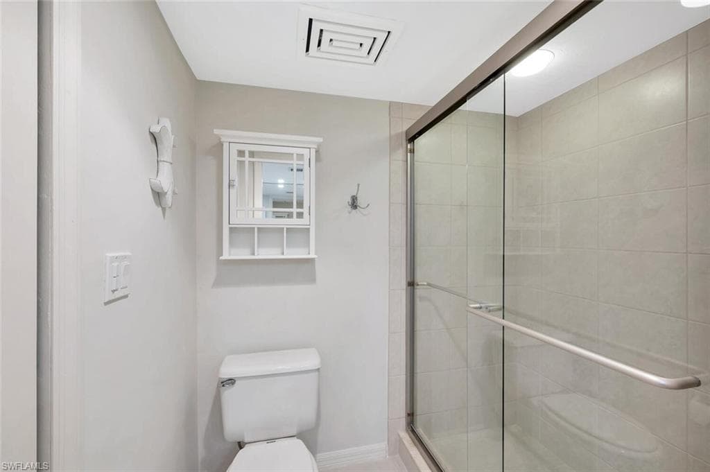 26225 Hickory BLVD # 10B, BONITA SPRINGS FL 34134-17