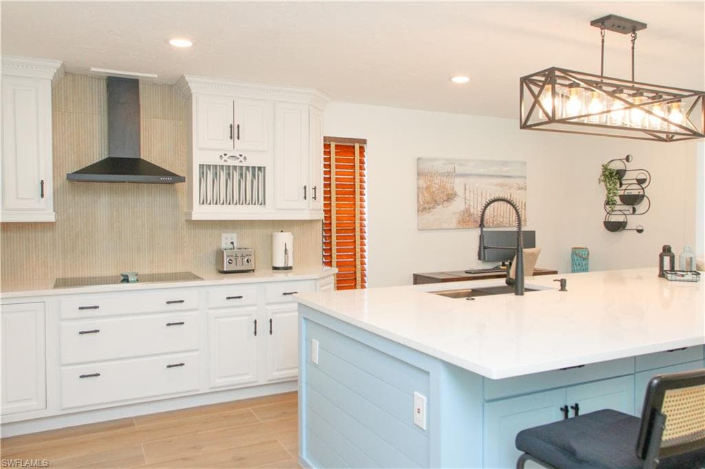 223 Forest Hills BLVD, NAPLES FL 34113-45