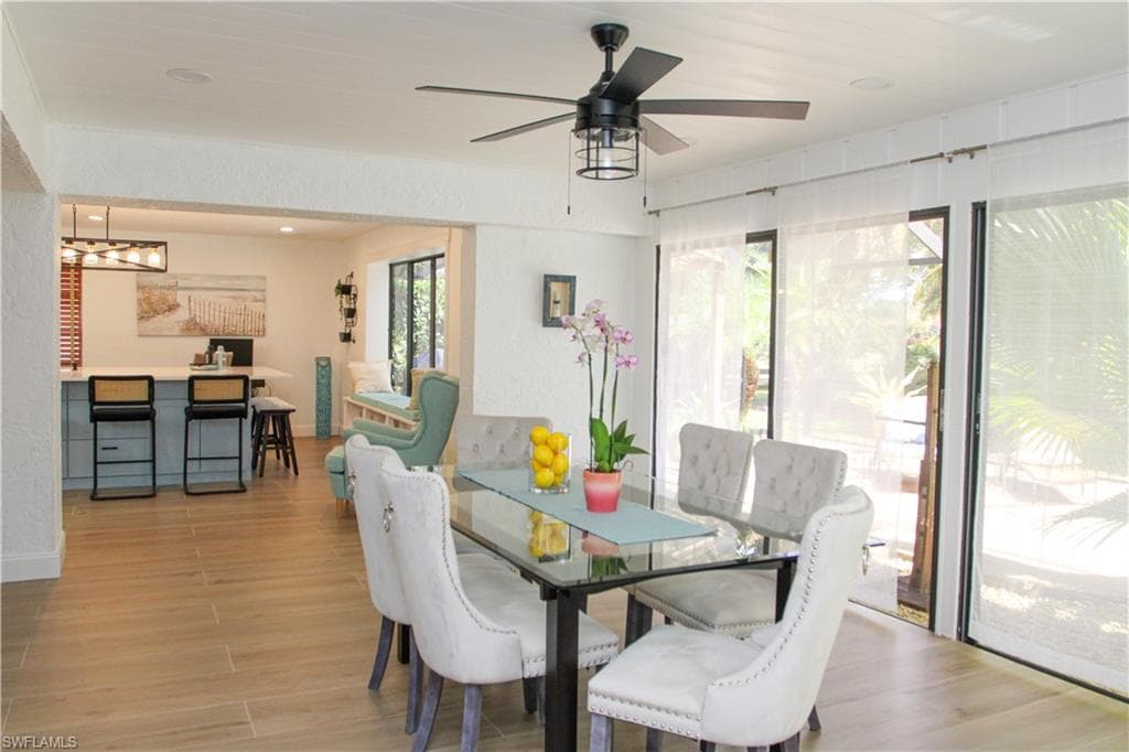 223 Forest Hills BLVD, NAPLES FL 34113-37