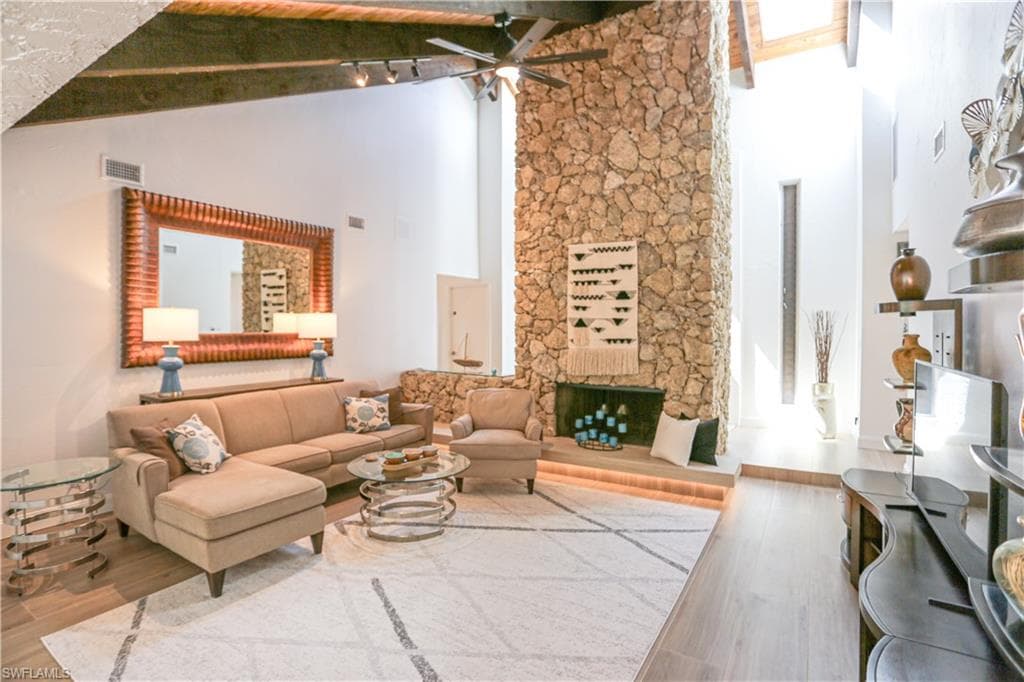 223 Forest Hills BLVD, NAPLES FL 34113-9