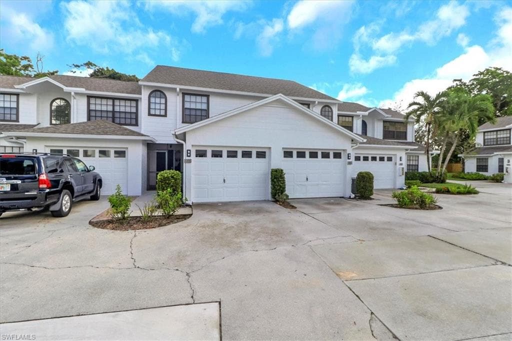 800 Meadowland DR Apt H, NAPLES FL 34108-1