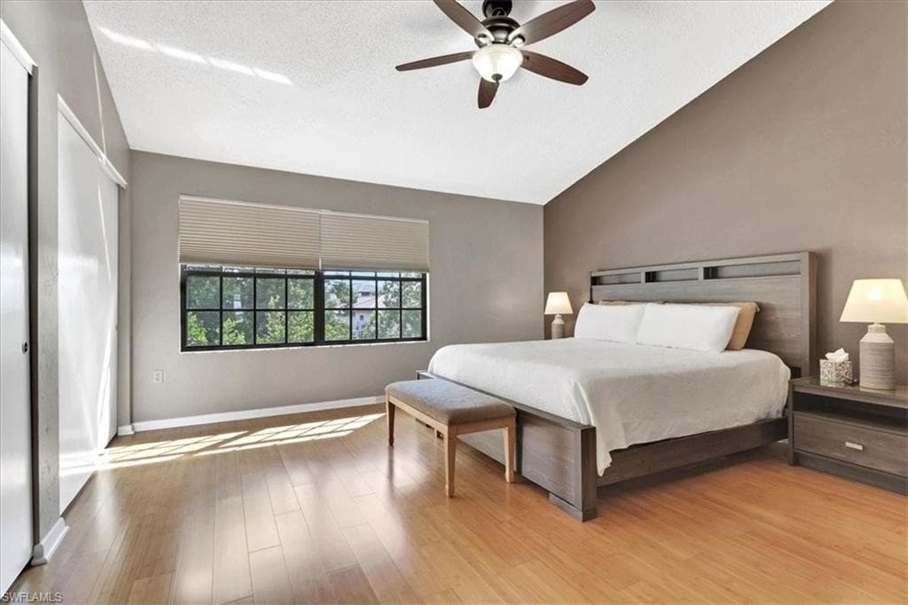 800 Meadowland DR Apt H, NAPLES FL 34108-15