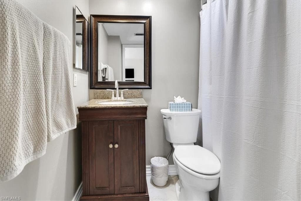 800 Meadowland DR Apt H, NAPLES FL 34108-23