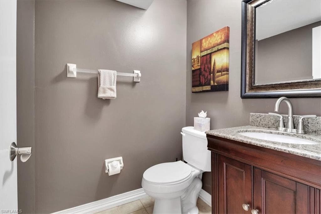 800 Meadowland DR Apt H, NAPLES FL 34108-13