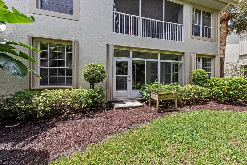 15201 Royal Windsor LN # 403, FORT MYERS FL 33919-35