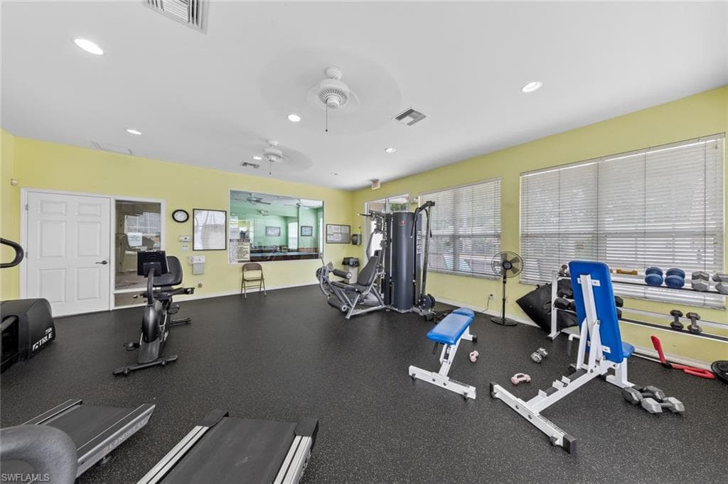15201 Royal Windsor LN # 403, FORT MYERS FL 33919-32