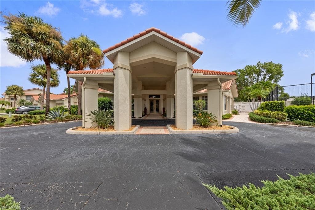 15201 Royal Windsor LN # 403, FORT MYERS FL 33919-34
