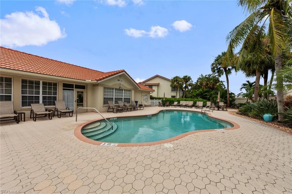 15201 Royal Windsor LN # 403, FORT MYERS FL 33919-28