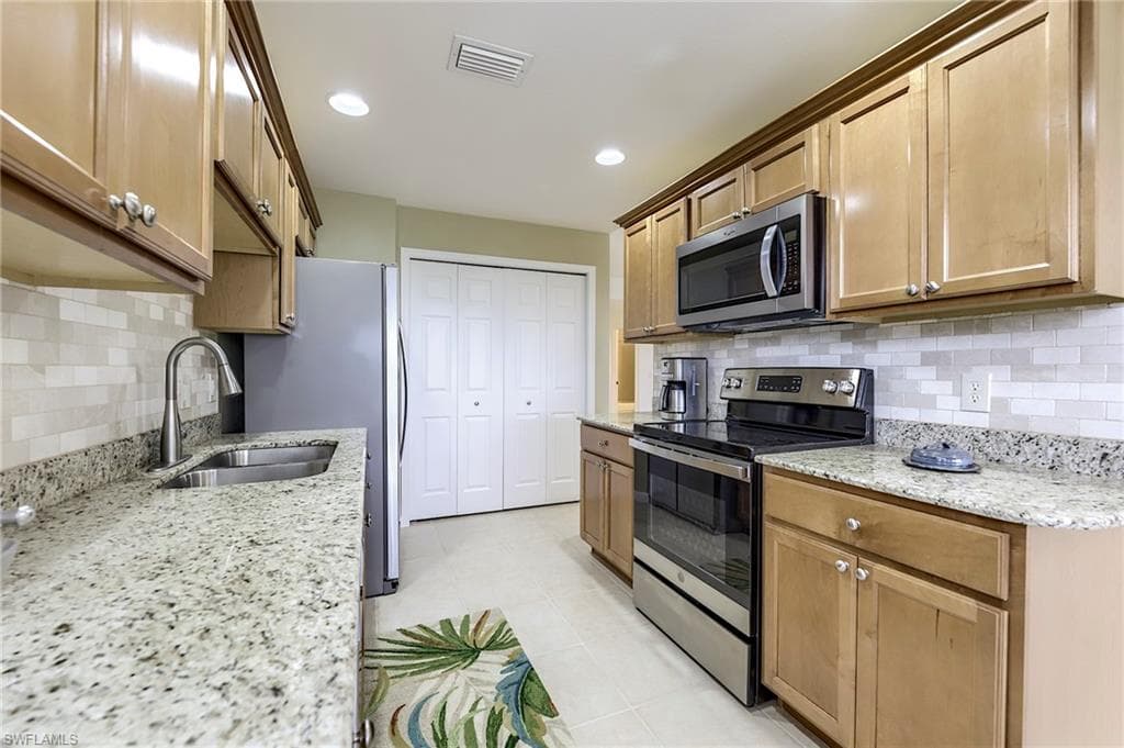 3010 Meandering WAY 102-22