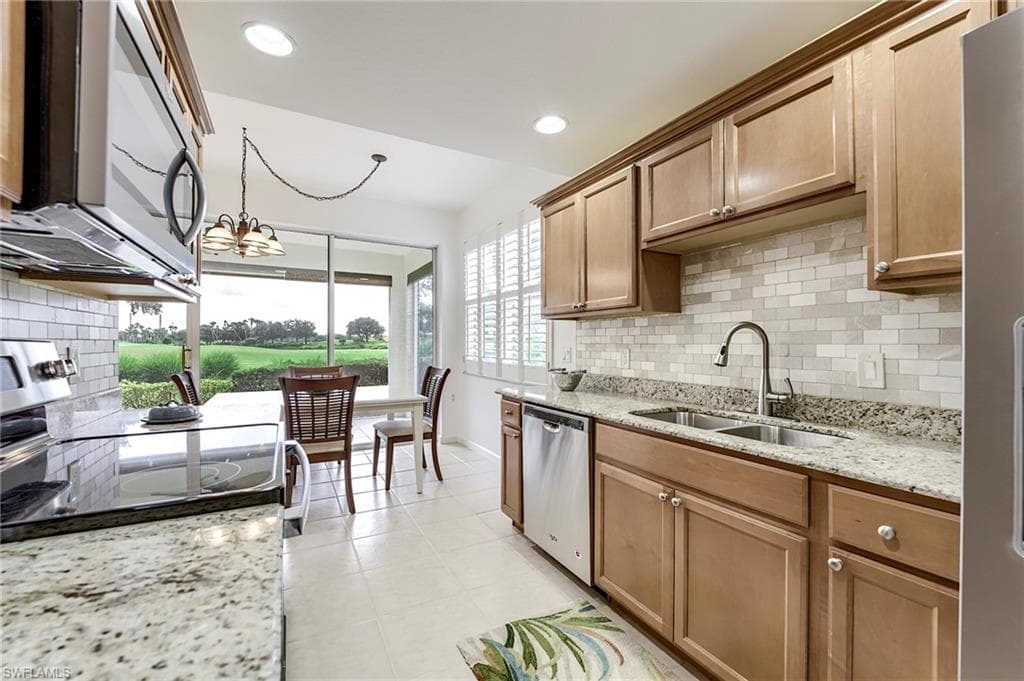 3010 Meandering WAY 102-25