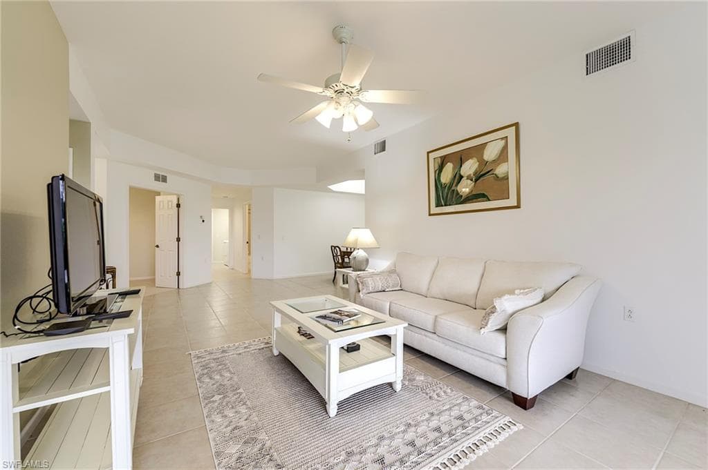 3010 Meandering WAY 102-18