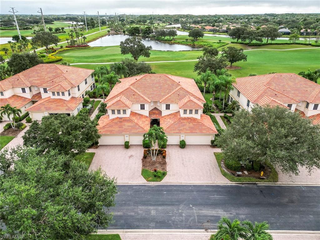 3010 Meandering WAY 102-3