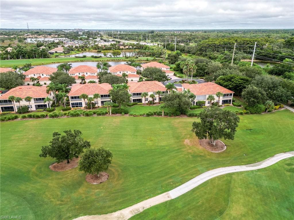 3010 Meandering WAY 102-7