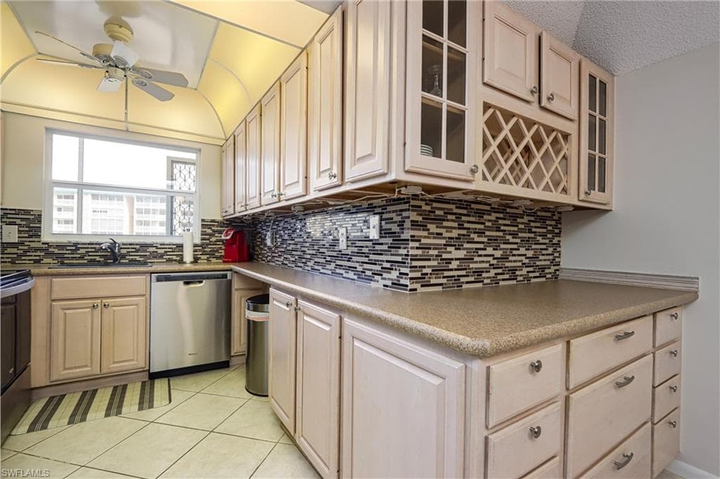 25740 Hickory BLVD # 450, BONITA SPRINGS FL 34134-5