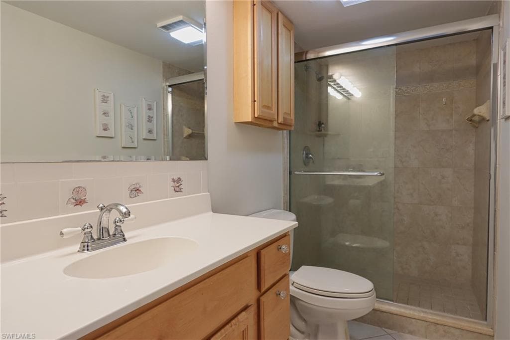 25740 Hickory BLVD # 450, BONITA SPRINGS FL 34134-8