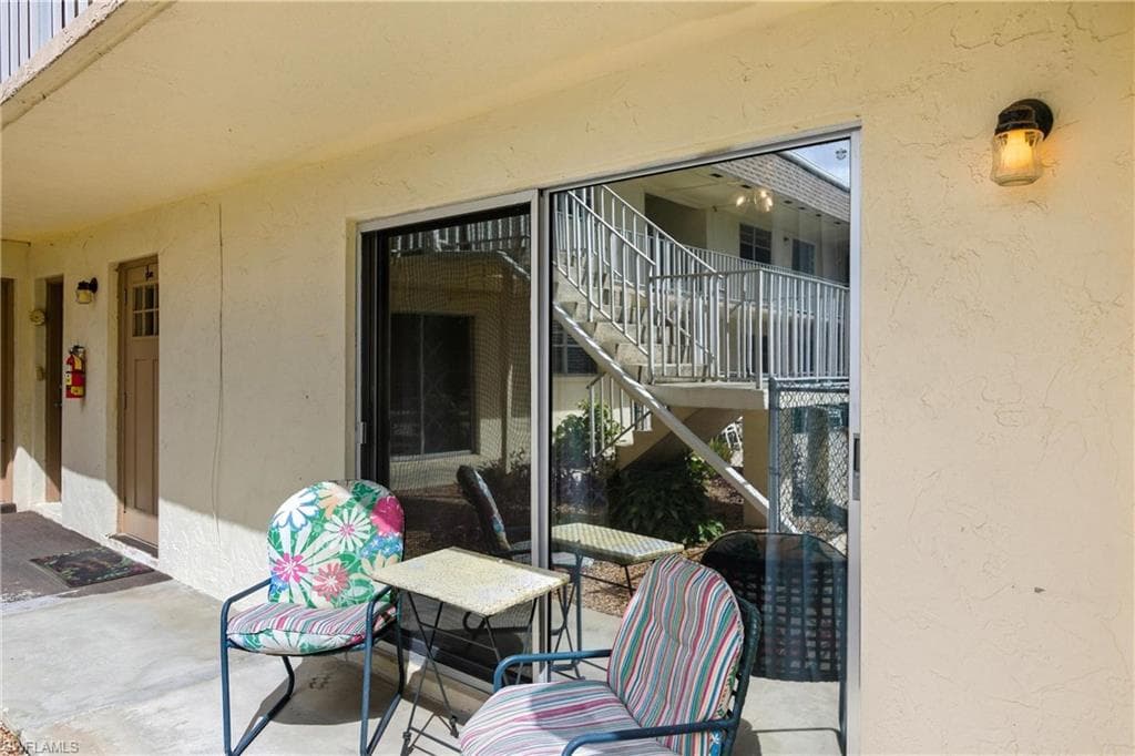 4931 Vincennes CT # 6, CAPE CORAL FL 33904-22