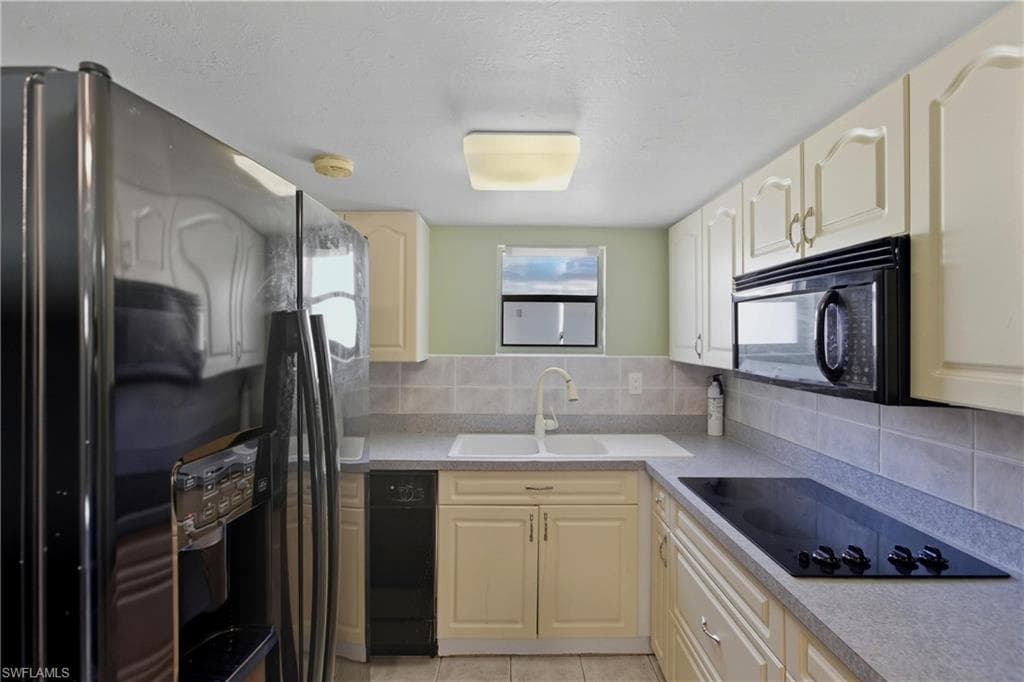 4931 Vincennes CT # 6, CAPE CORAL FL 33904-13