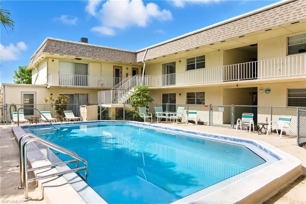 4931 Vincennes CT # 6, CAPE CORAL FL 33904-24